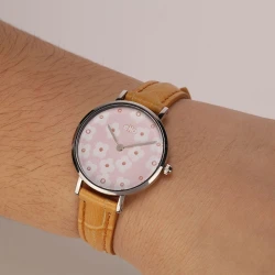 Portée- Montre éco-responsable - Montre eHo - Montre Sixties Petite Flower Camel