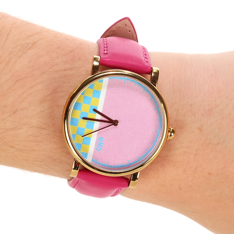 Montre Pixel Rose - Montre éco-responsable - Portée